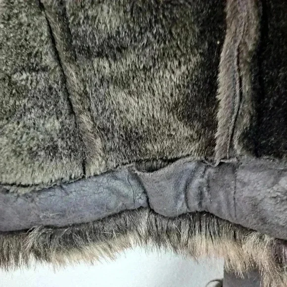 New York Classic Faux fur Jacket Size Medium - Picture 13 of 13